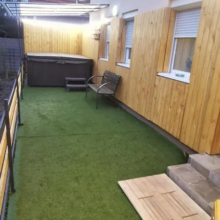 Rigofeszek Apartmanhaz * Gárdony