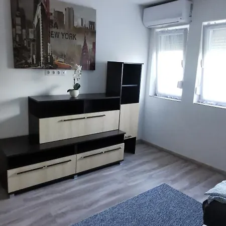 Rigofeszek Apartmanhaz Lejlighed