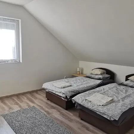Rigofeszek Apartmanhaz Gárdony