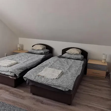 Lejlighed Rigofeszek Apartmanhaz