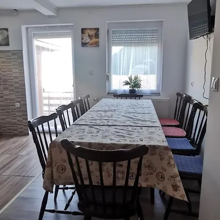 Rigofeszek Apartmanhaz アパート Gárdony