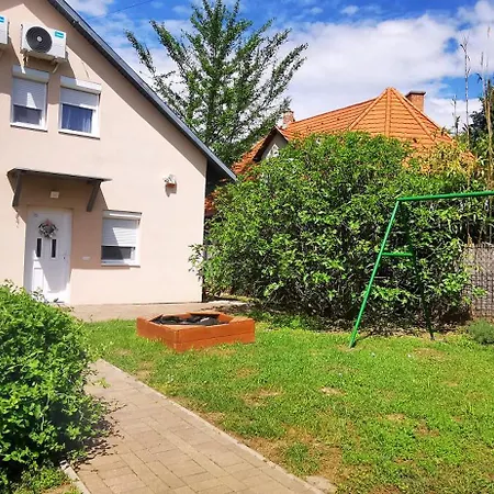 アパート Rigofeszek Apartmanhaz