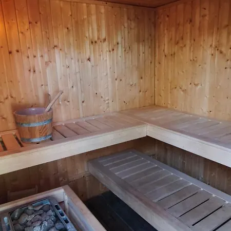 Rigofeszek Apartmanhaz *