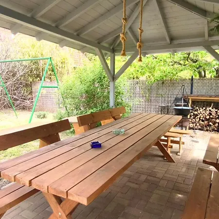 Rigofeszek Apartmanhaz * Gárdony