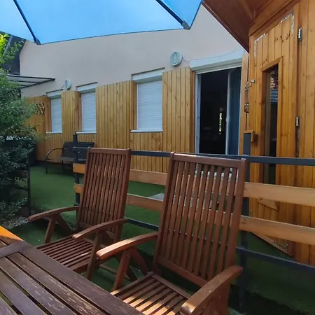 Rigofeszek Apartmanhaz Lejlighed