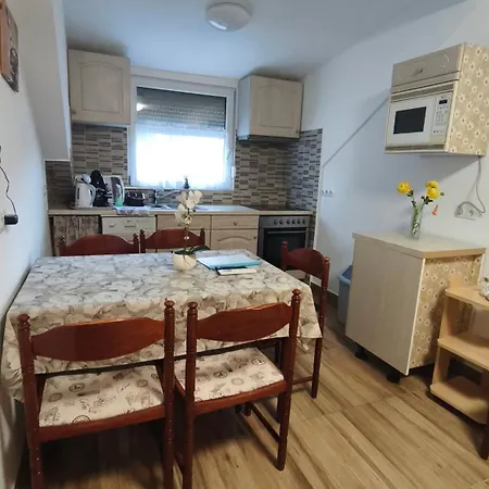 Rigofeszek Apartmanhaz Lejlighed