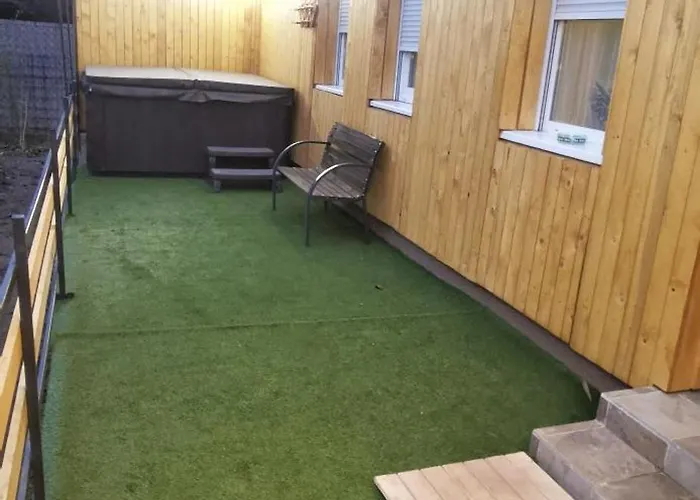 Rigofeszek Apartmanhaz * Gárdony